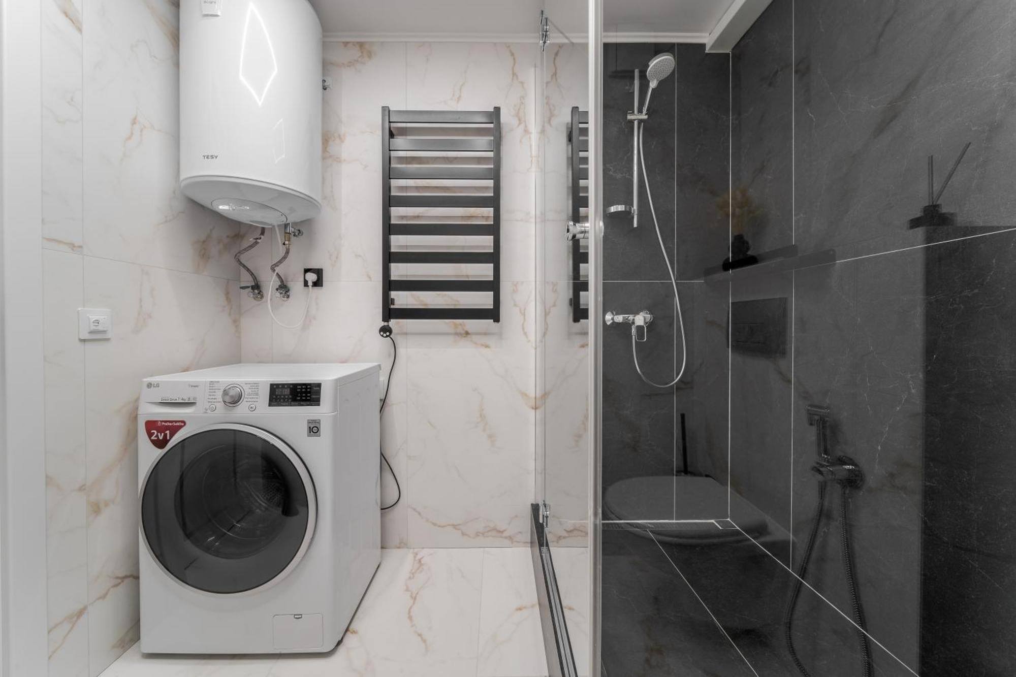 77 Views Apartments By Inshi Lviv Buitenkant foto