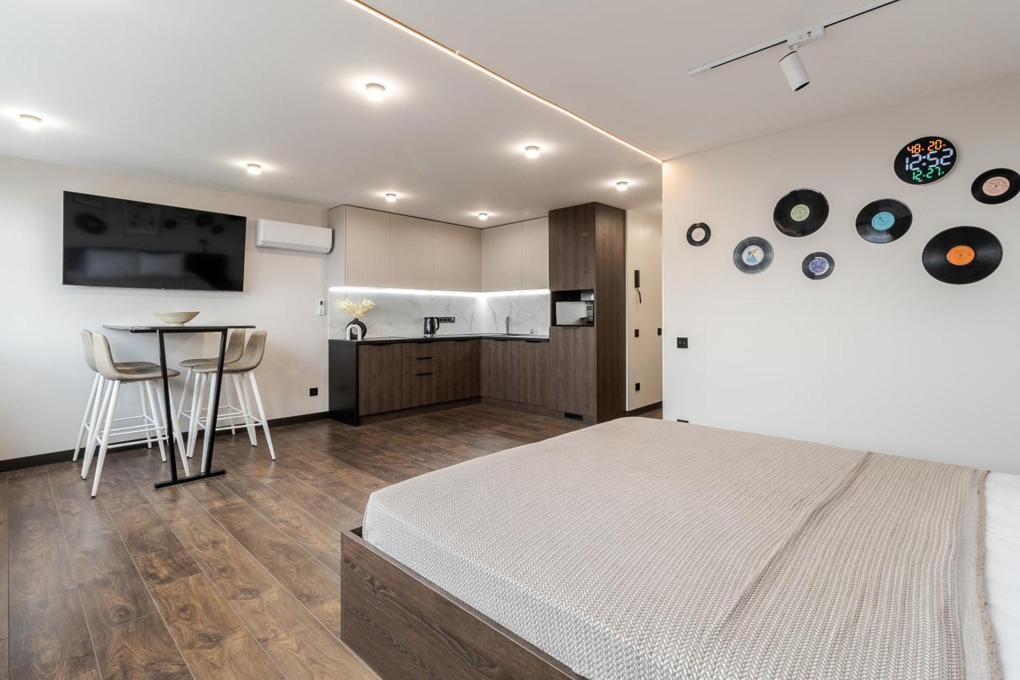 77 Views Apartments By Inshi Lviv Buitenkant foto