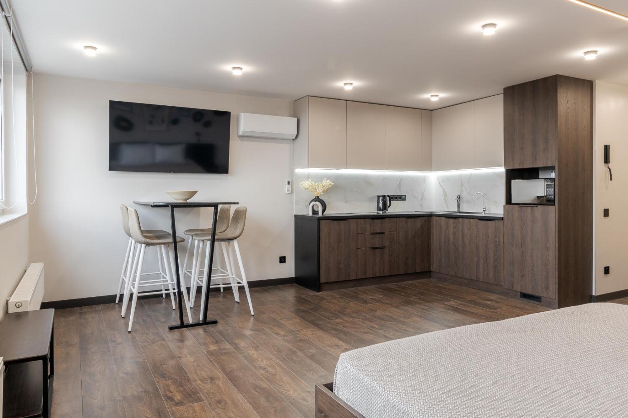 77 Views Apartments By Inshi Lviv Buitenkant foto