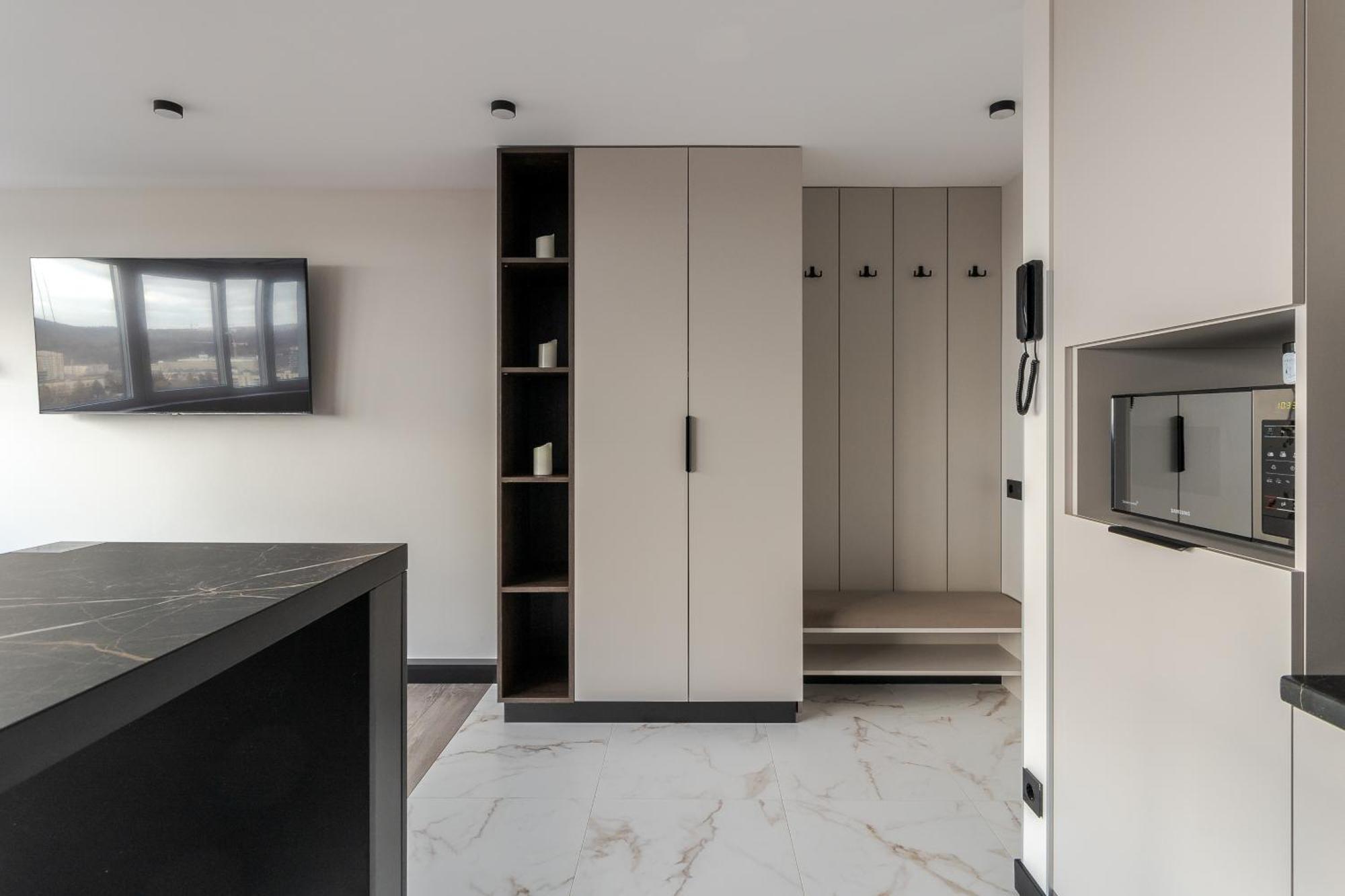 77 Views Apartments By Inshi Lviv Buitenkant foto